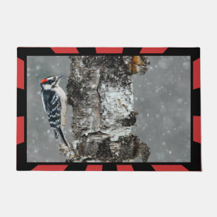 Downy Woodpecker in Snow - Original Foto Fußmatte