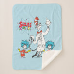 Dr. Seuss | Katze in der Hat Seuss Science Sherpadecke<br><div class="desc">Karo Cat im Hut,  der einen Kolben hochhält,  um mit Labrador Tech 1 und Labrador Tech 2 zu arbeiten!</div>
