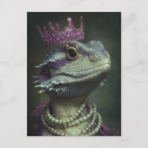Drache in Lila Krone und Perlen Postkarte