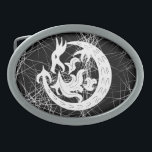 Drachenblasen Ovale Gürtelschnalle<br><div class="desc">Stammeskunst. Drache bläst Feuer. Schwarz und Weiß.</div>