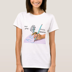Dragon betrachtet ABC T-Shirt