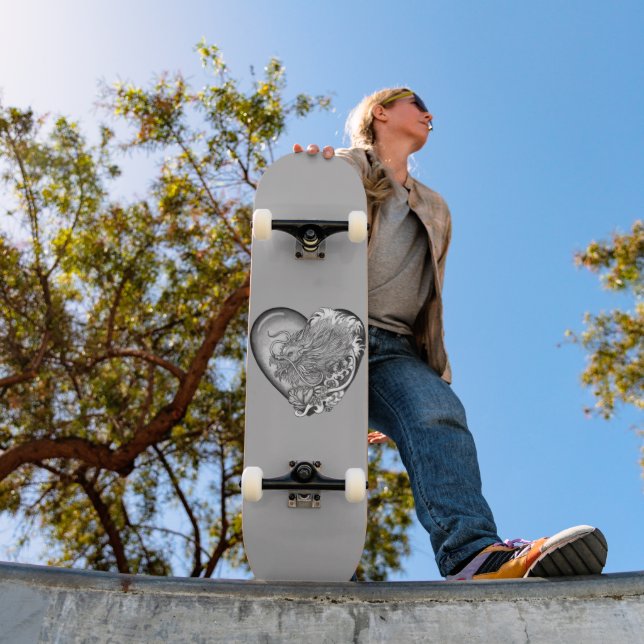 Dragon Heart Skateboard (Außen 1)