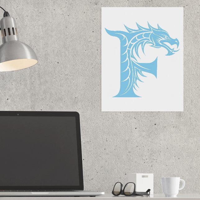 Dragon Styled Letter F, Dragon Alphabet, Monogramm Foliendrucke (In Situ (Schreibtisch))