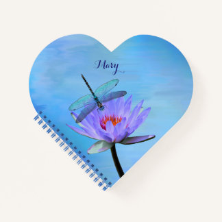 Dragonfly auf Water Lily Heart Shaped Notebook Notizbuch