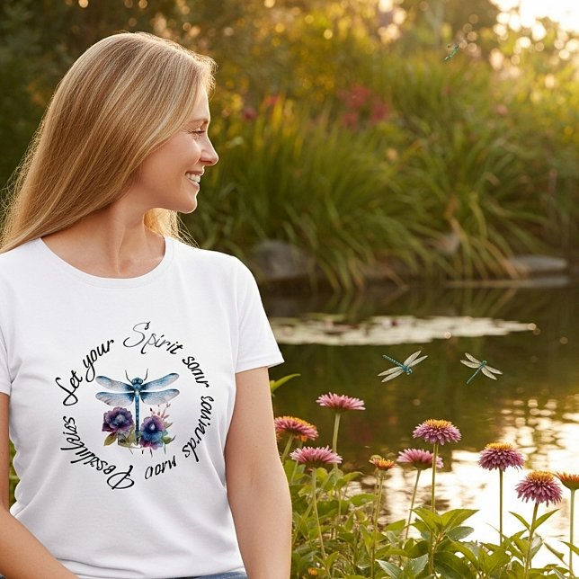 Dragonfly - Geist neuer Möglichkeiten T-Shirt (Von Creator hochgeladen)