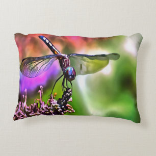 Dragonfly in grüner und blauer realistischer Maler Dekokissen