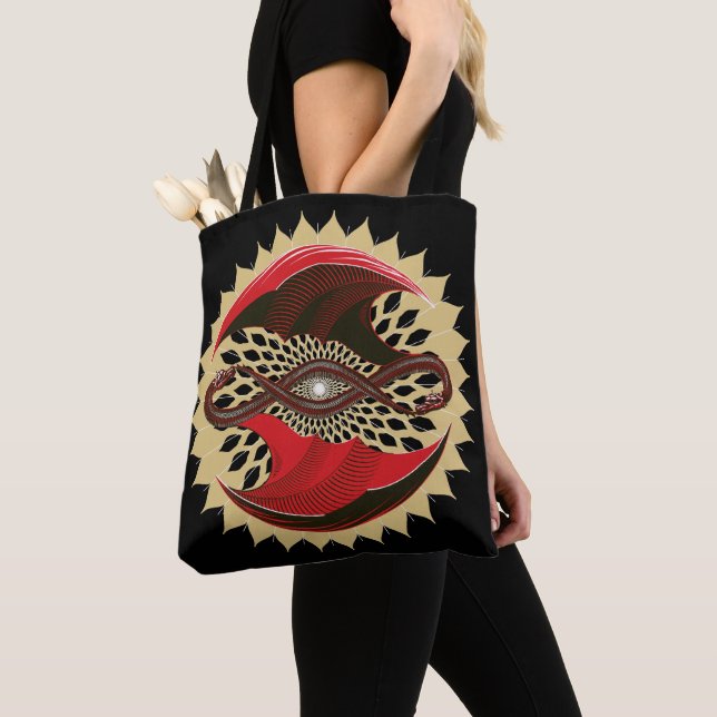 Dragons Tasche (Von Nahem)