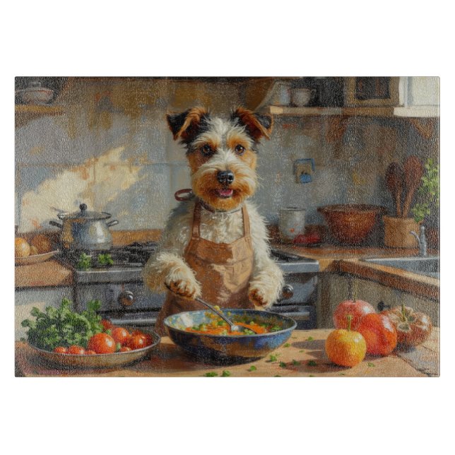 Draht-Foxterrier beim Kochen in der Küche Schneidebrett (Vorderseite)