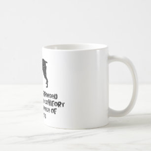 Drahthaar, das Griffon zeigt Kaffeetasse
