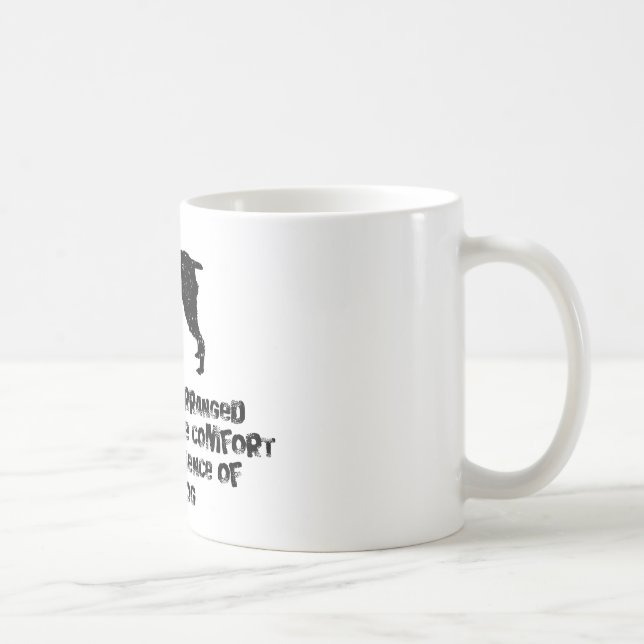 Drahthaar, das Griffon zeigt Kaffeetasse (Rechts)