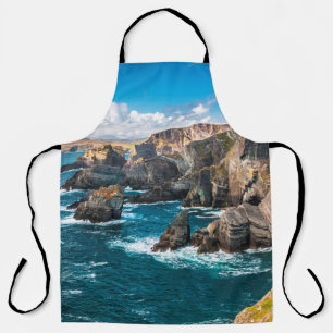 Dramatische Landschaft auf Mizen Head an der Atlan Schürze