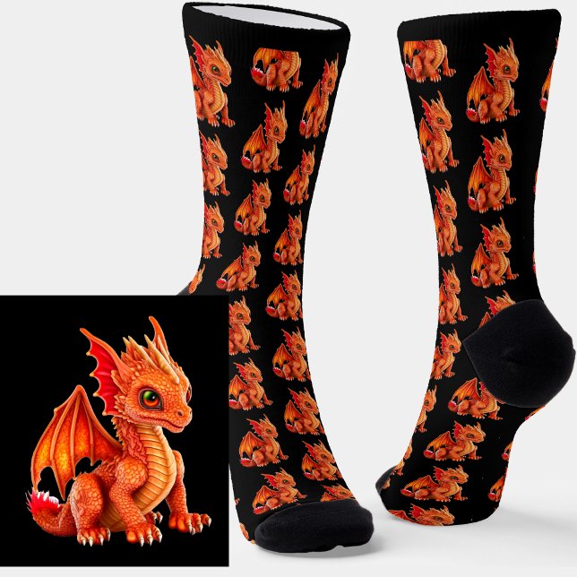 Dramatischer Baby Red Fantasy Dragon auf schwarzen Socken (Von Creator hochgeladen)
