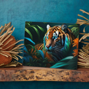 Dramatischer Tiger im Dschungel Fotoplatte