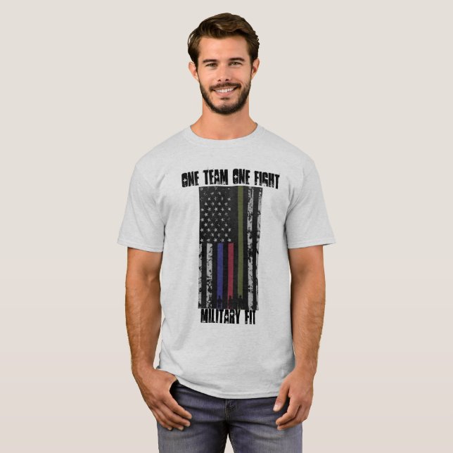 Drapeau convenable de T-shirt de militaires (Devant entier)