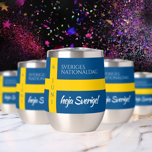 Drapeau de la fête nationale suédoise Sveriges (Sveriges Nationaldag Sweden Flag Thermal Wine Tumbler Cover Photo.)