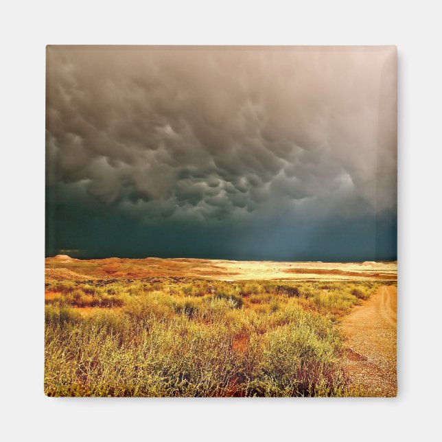 Drastisches helles Brechen durch die Sturm-Wolken Magnet (Vorne)