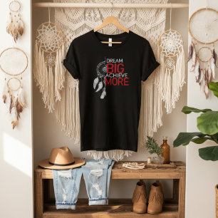 Dream Big erreicht mehr Träumerei Grafik T-Shirt