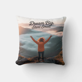 Dream Big, Start Small – Inspirational Sunrise Mou Kissen