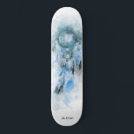 *~* Dream Catcher Sacro Stamm Shamanic Boho Skateboard<br><div class="desc">* Western BOHO American Watercolor Abstrakte Dream Catcher Tour mit hübschen Feathers als Shamanic-Symbol für einen amerikanischen Spirituellen Heiler oder BOHEMIAM Design. * * *** Die Farben sind meistens MUTE AQUAMARIN und TURQUOISE auf WEISS. Dieses temperamentbasierte, beliebte boho kreative abstrakte moderne Träumerei- und Feathers-Design wird höchstwahrscheinlich von Shamans, Native American...</div>