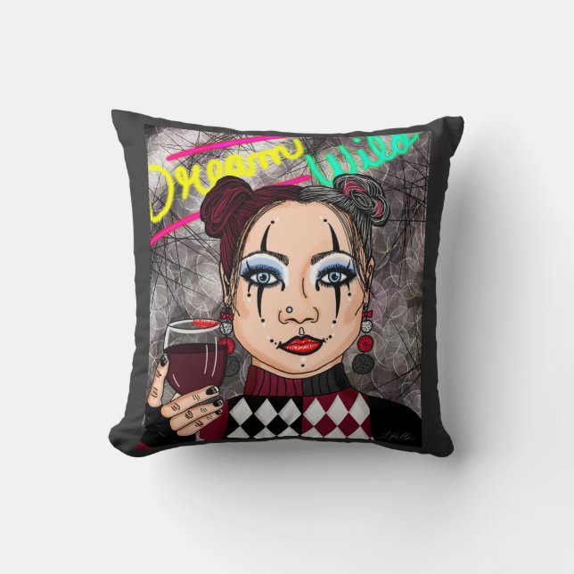 Dream Wild Goth Girl Kissen (Vorderseite)