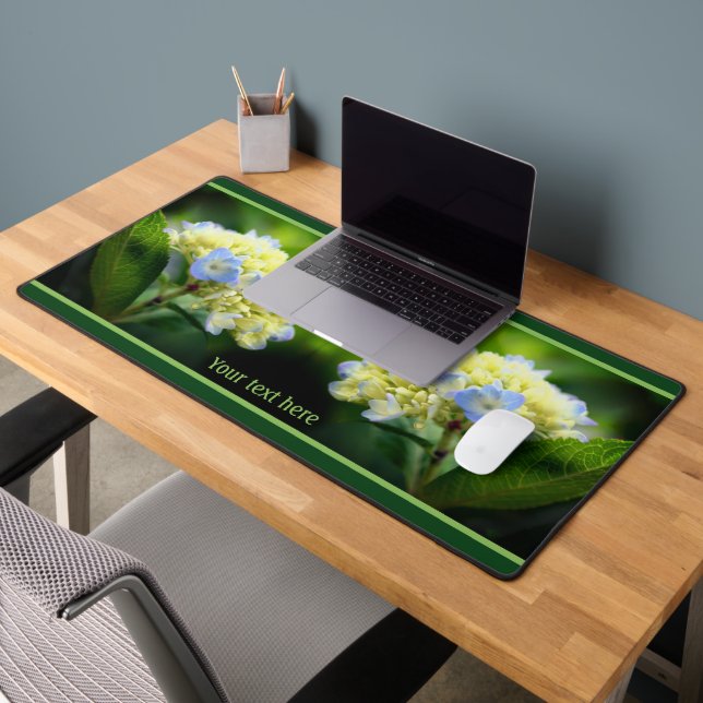 Dreamy Blue Hydrangea Blume Personalisiert Schreibtischunterlage (Büro 2)
