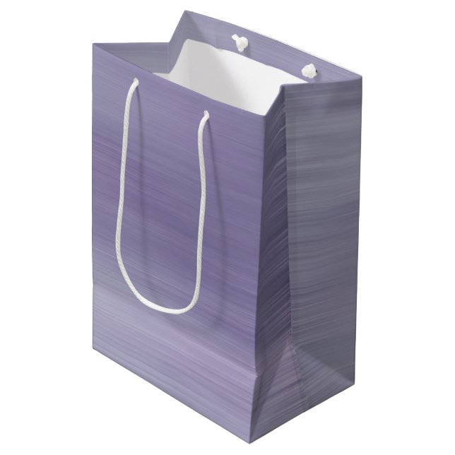 Dreamy Glam Lila Lavender Mittlere Geschenktüte (Vorderseite Schrägansicht)