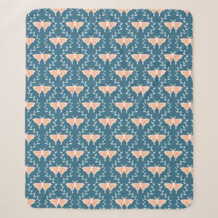 Dreamy Moths & Vines - Whimsikische Motten Sherpadecke