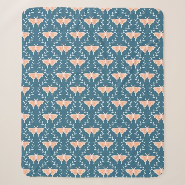 Dreamy Moths & Vines - Whimsikische Motten Sherpadecke (Vorderseite)