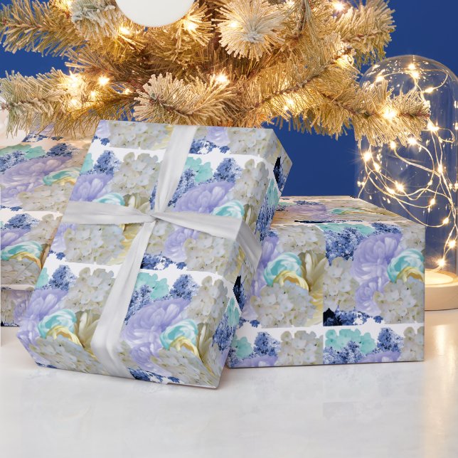 Dreamy Soft Floral Wrapping Paper Geschenkpapier (Feiertage)
