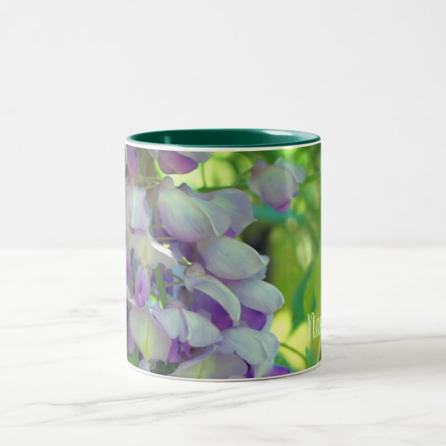 Dreamy Wisteria Blume Personalisiert Zweifarbige Tasse (Mittel)