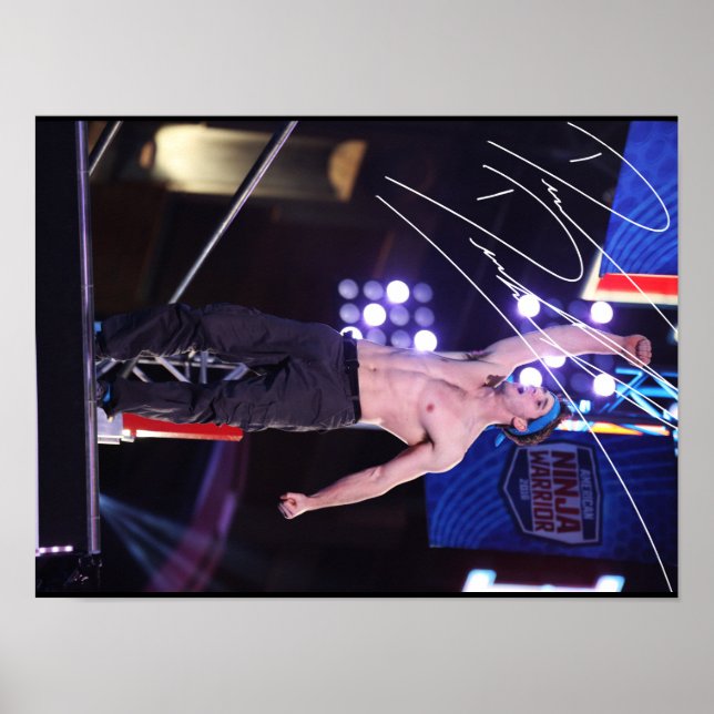 Drechsel Fist Pump Poster (Vorne)