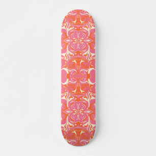 Drehmuster in Rosa, Orange und Creme Skateboard