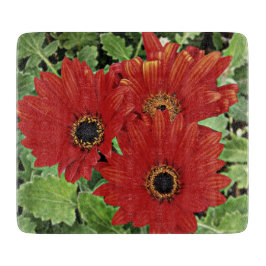 Drei blühen in rot schneidebrett