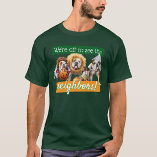 Drei Bulldoggen in Kostümen T-Shirt