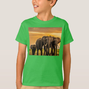 Drei Elefanten gegen Elfenbeinausbeutung T-Shirt