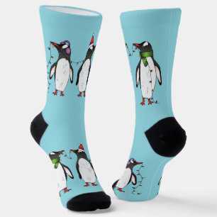 Drei festliche Weihnachtspinguine auf Hellblau Socken