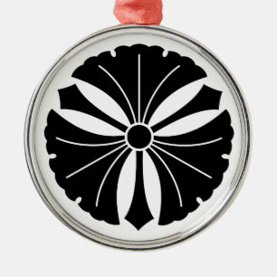 Drei Ginkgo-Blätter mit Schwertern Silbernes Ornament