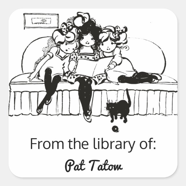 Drei Girls lesen mit einem Cat-Buchzeichen Quadratischer Aufkleber (Vorderseite)