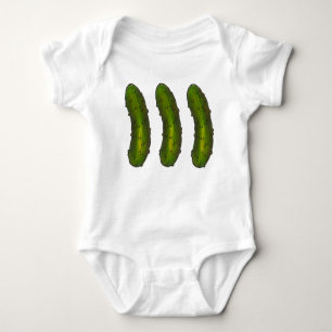 Drei grüne Dillen Kosher Dill Pickle Pickle Futter Baby Strampler