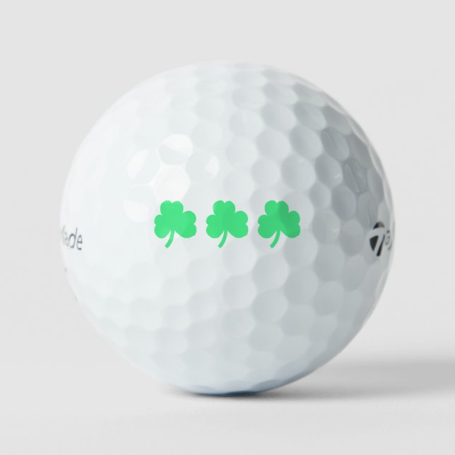 Drei grüne Shamrock-Trinität Golfball (Vorderseite)