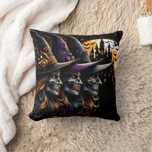 Drei Hexen warfen Zauber zu Halloween Kissen