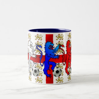 Drei Löwefußballfans England-Tasse Zweifarbige Tasse