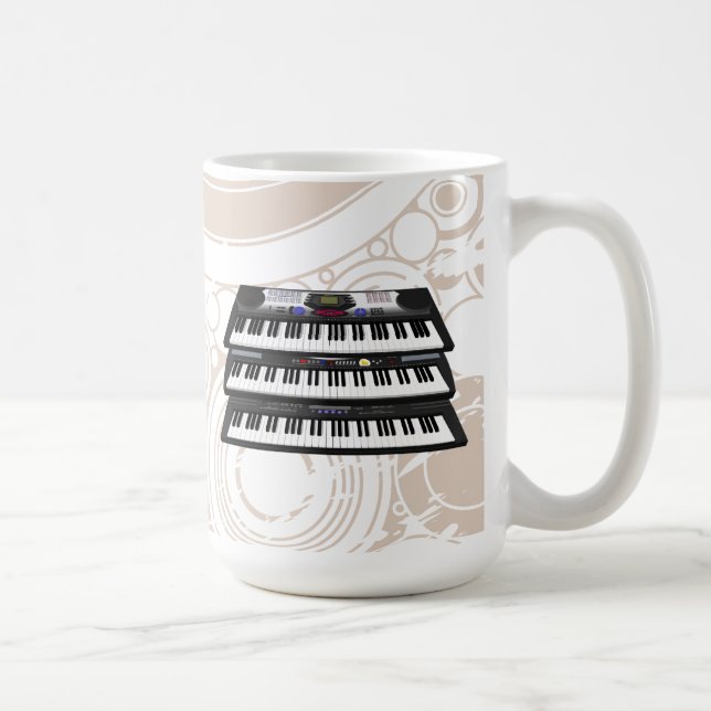 Drei moderne Tastaturen: Synthesizer: Kaffee-Tasse Kaffeetasse (Rechts)