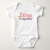 Drei Monate Meilenstein Pink Baby Bodysuit