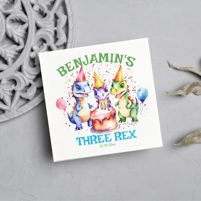 Drei rex niedliche Dinosaurier Geburtstagsgeschirr Serviette (Dinosaur three rex birthday party tableware personalized napkins cute colorful dinosaurs with cake)