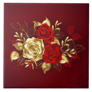 Drei Schmuckstücke Rose Fliese