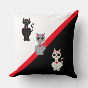 Drei schöne Katzen Kissen