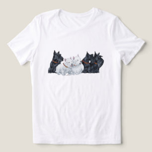 Drei schottische Terrier mit zwei Westies Tri-Blend Shirt