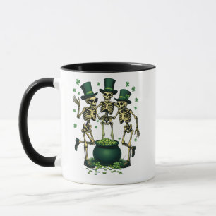 Drei Spooky Halloween Irish Skeleton Dancing Tasse