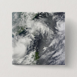 Drei starke Stürme Button